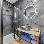 House Kristina 度假居